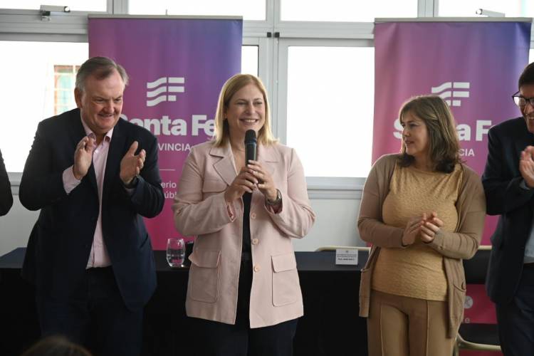 Scaglia: “La diferencia con el Gobierno nacional es que nosotros hacemos las rutas, no las abandonamos”