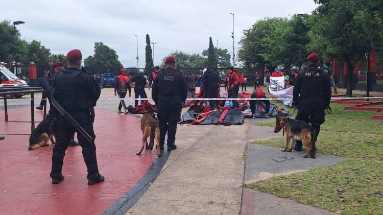 Detallaron cómo se produjeron detenciones en operativos policiales realizados en partidos de fútbol 