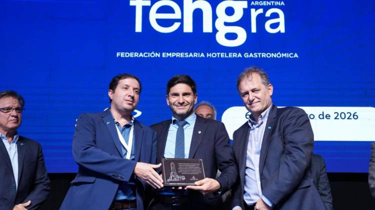 Pullaro recibió un reconocimiento de la hotelería nacional por el plan de seguridad que transformó Rosario