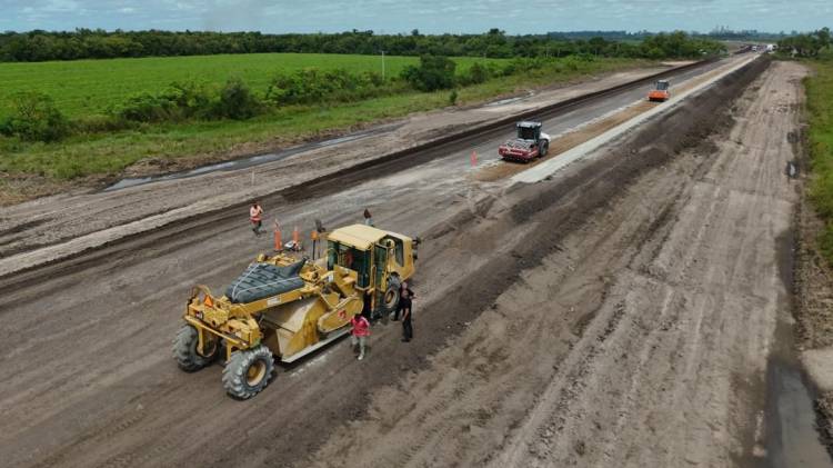 Más obras viales: el gobernador Pullaro anunció la reconstrucción de un segundo tramo de Ruta 1, entre Saladero Cabal y San Javier