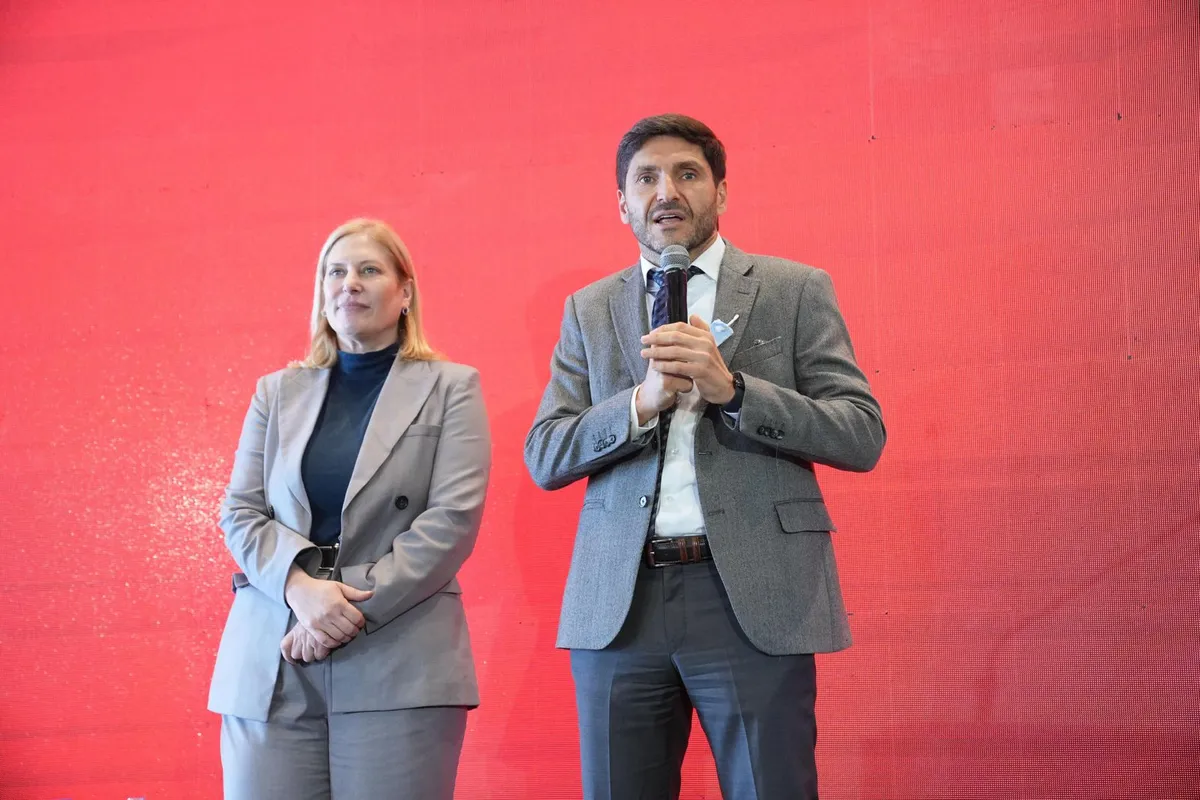 Pullaro: “Nuestro gobierno es aliado de la industria y siempre va a defenderla porque genera empleo”