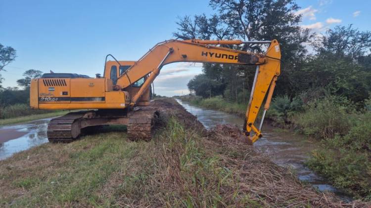 En un año complejo por las lluvias intensas, la gestión de Pullaro refuerza la protección hídrica en el departamento 9 de Julio 